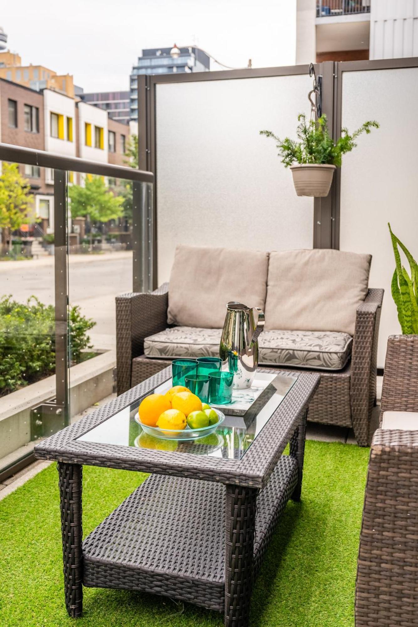 Spacious Corner Apartment Downtown Toronto Exterior foto
